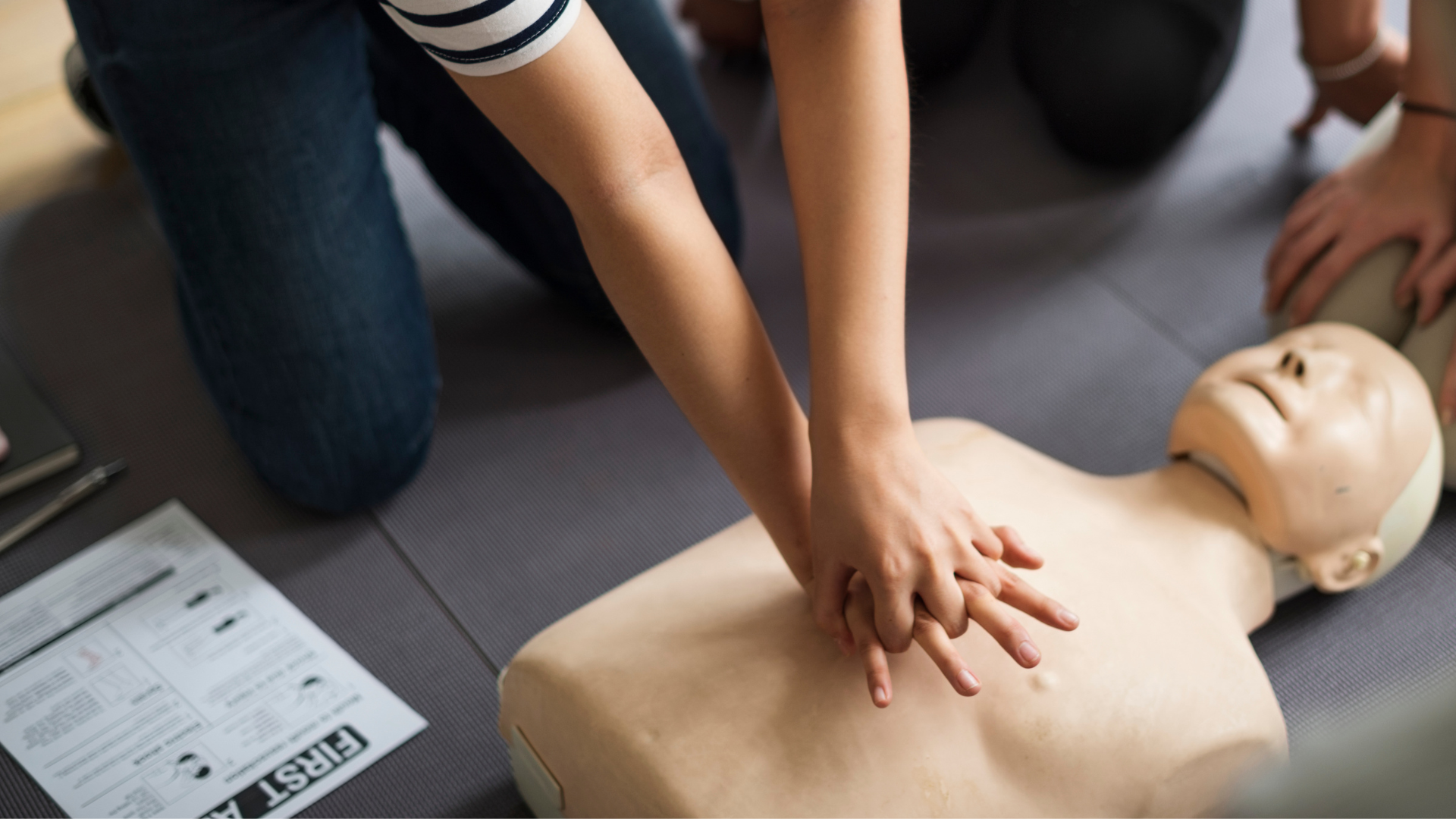 [Dec 13 | Beijing] GCC Knowledge Hub: Essential Knowledge and Skills of CPR & AED  心肺复苏及体外除颤仪基础知识培训